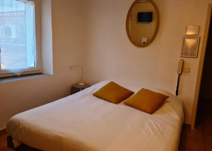 Auberge La Folie